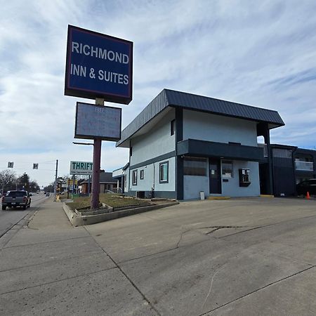 Richmond Inn And Suites Exteriör bild