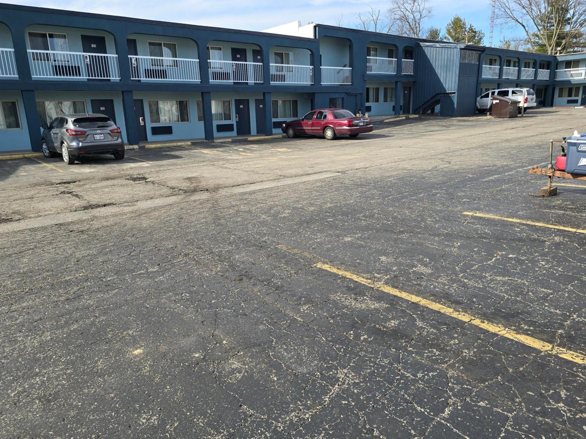 Richmond Inn And Suites Exteriör bild