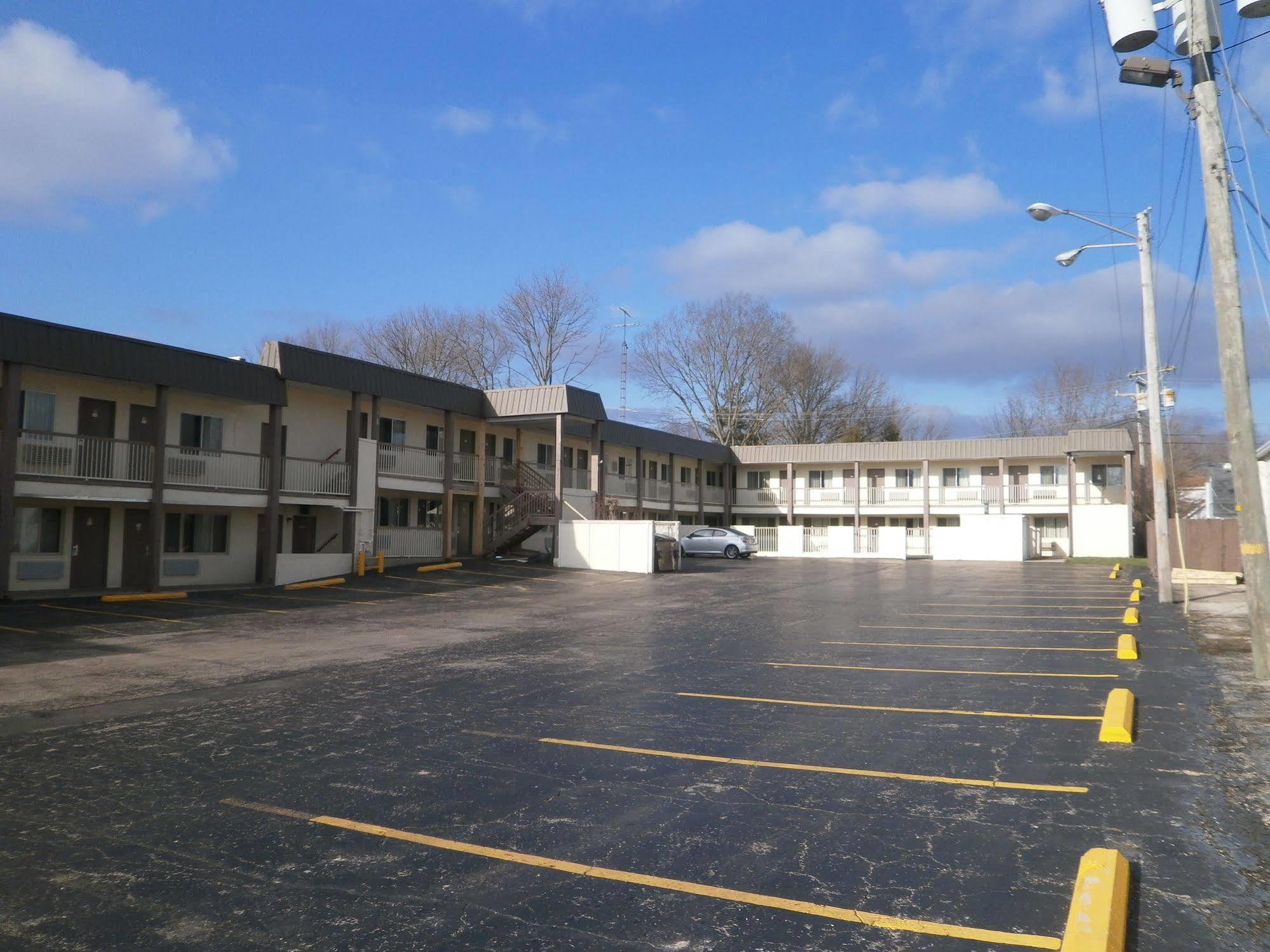 Richmond Inn And Suites Exteriör bild