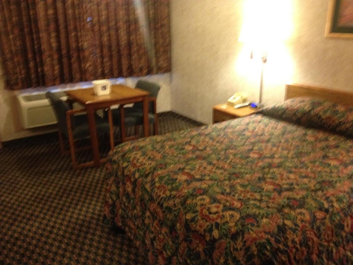 Richmond Inn And Suites Rum bild